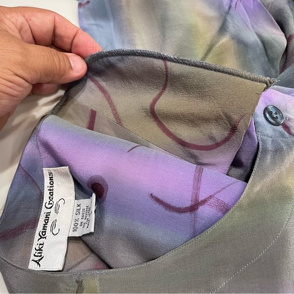 VTG 80s Aliki Yamani Jacket Top Sheer Silk Hidden Buttons Colorful Shoulder Pad - Picture 12 of 12